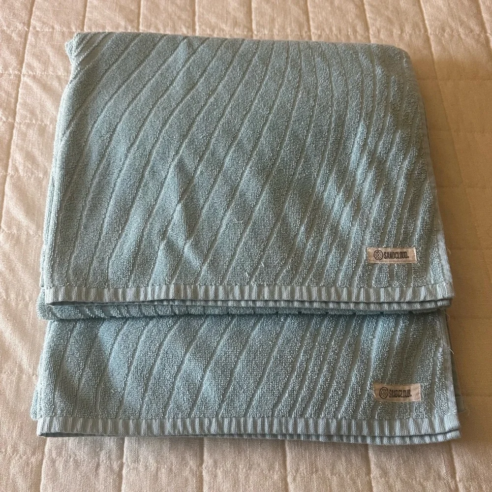 Sand Cloud Springs Porcelain Blue Bath Towel Set